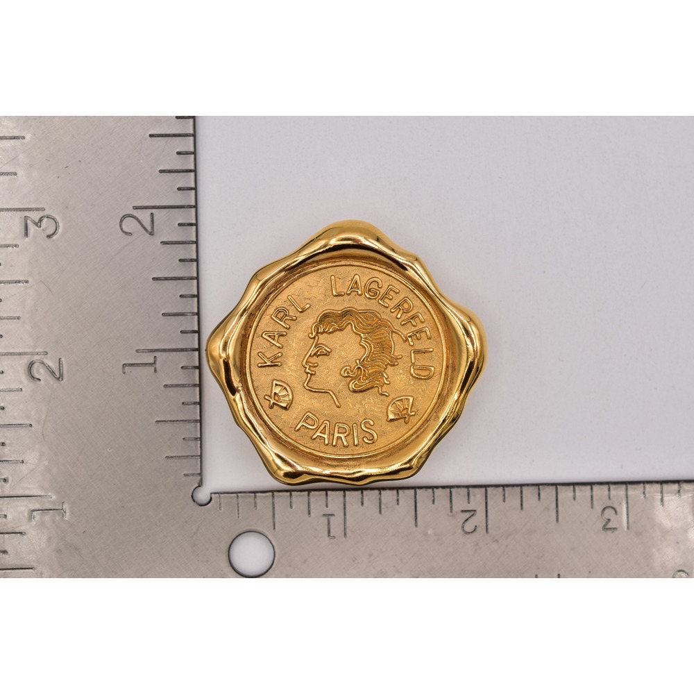 Karl Lagerfeld Vintage Logo Seal Clip On Earrings Paris Medallion Gold 80s Bin5 - Picture 2 of 12